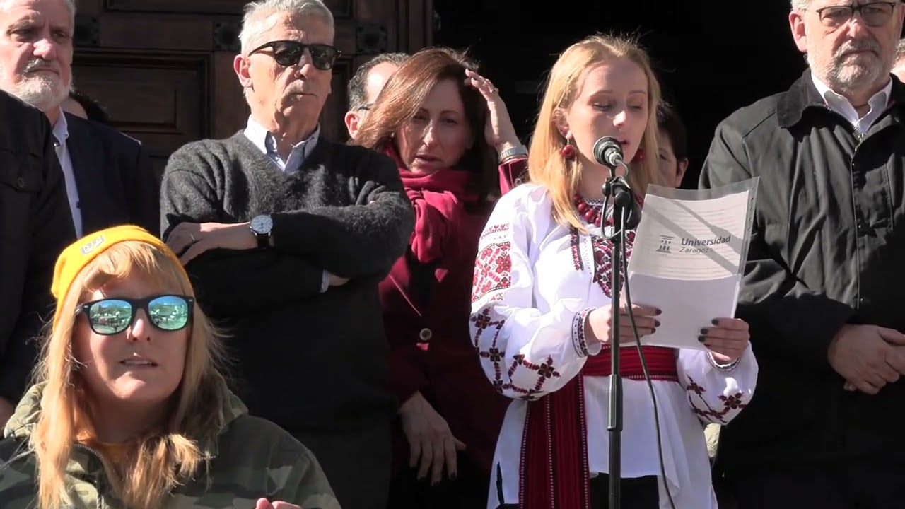 Lectura de un manifiesto contra la guerra de Ucrania en su primer aniversario